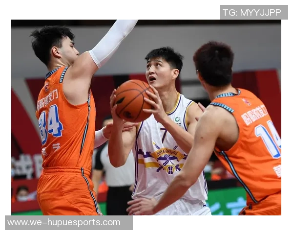 北京紫禁勇士力争胜利对决九台农商银行展现篮球激情与团队精神